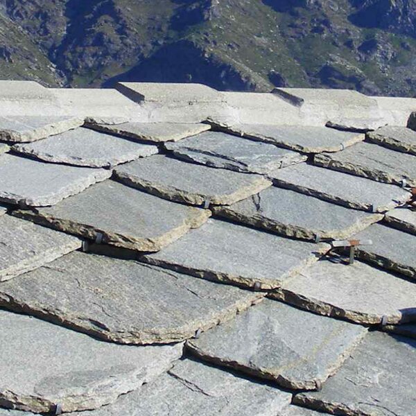 Pietra di Luserna Tetto in losestondate