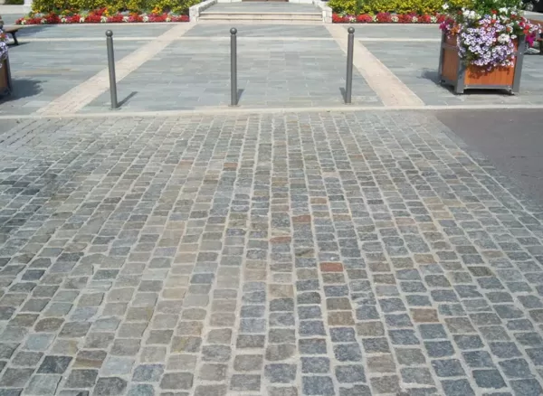 Pietra di Luserna CUBETTI piazza
