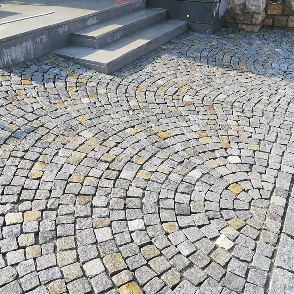 Pietra di Luserna CUBETTI misto regolare